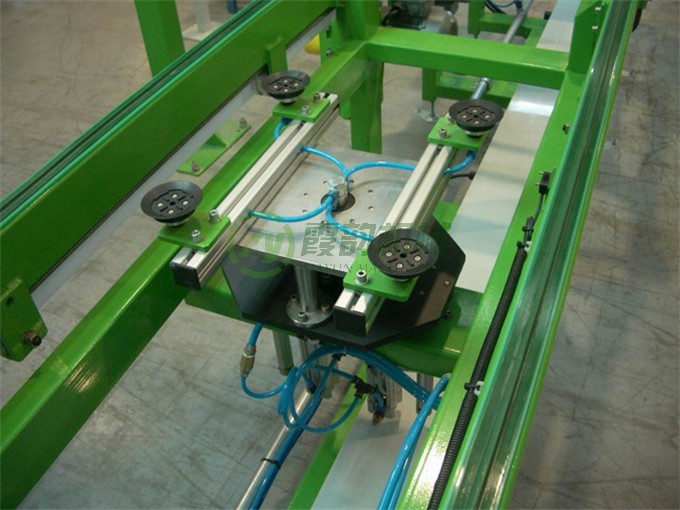 汽車(chē)玻璃生產(chǎn)線 (3).jpg